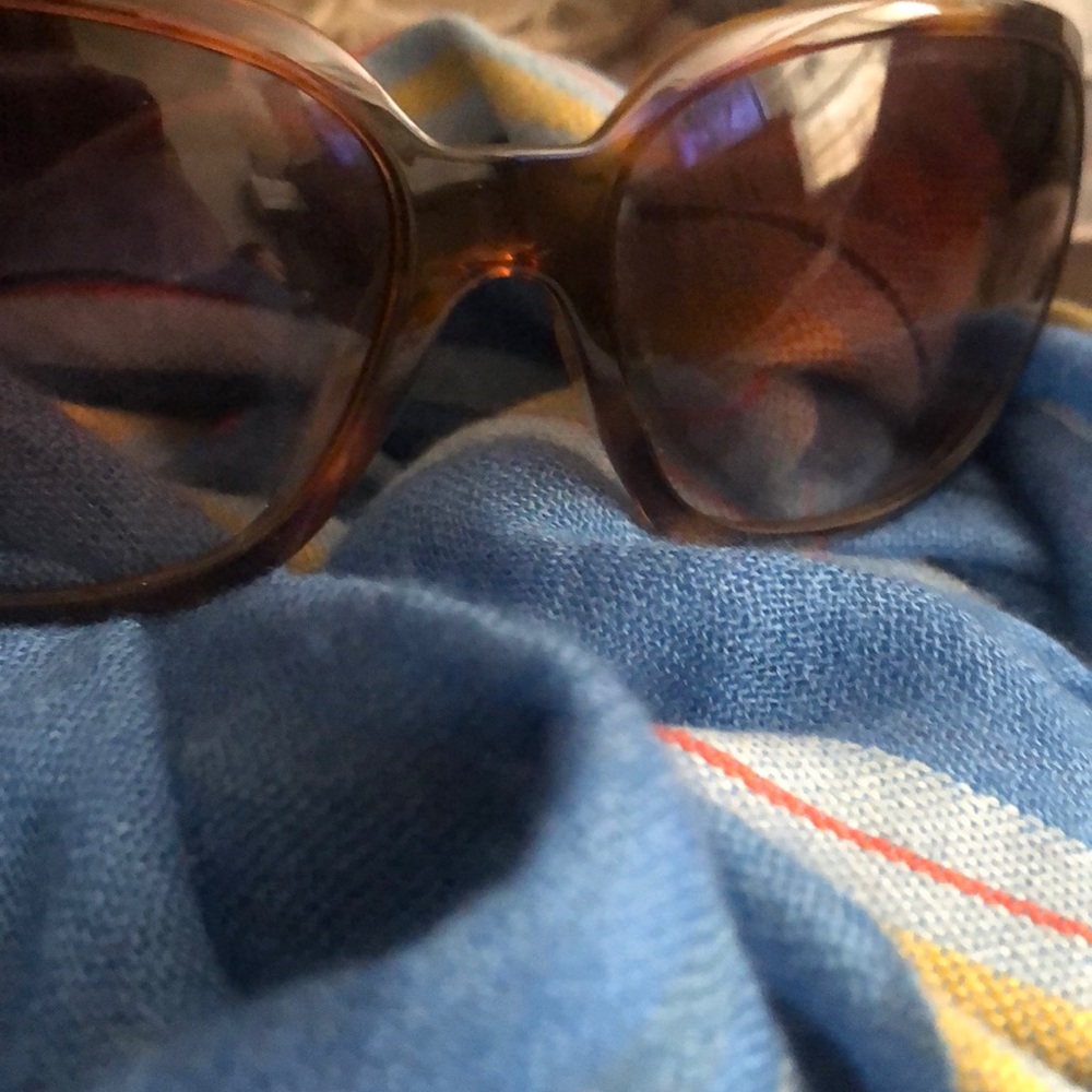 Chanel sparkle shades brown like-new case included - Picture 9 of 16